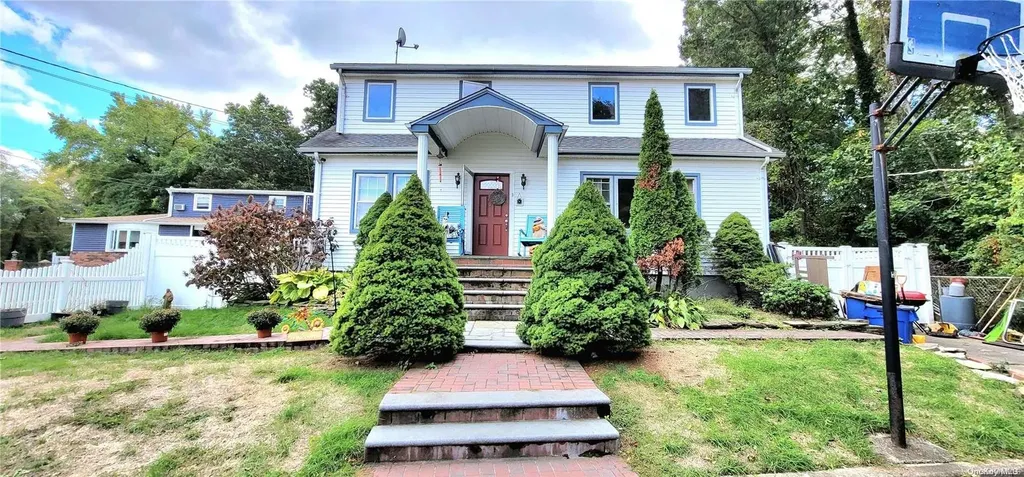 1650 Sumner Avenue Merrick NY 11566