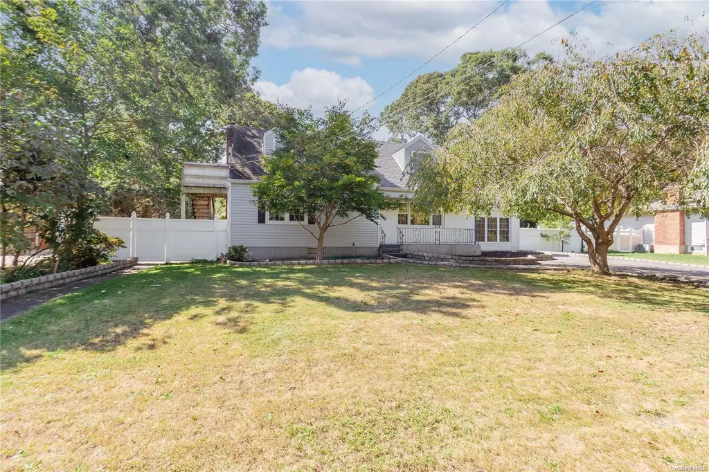 45 Lolly Lane Centereach NY 11720
