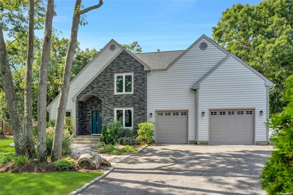15 Rabbit Run Riverhead NY 11901