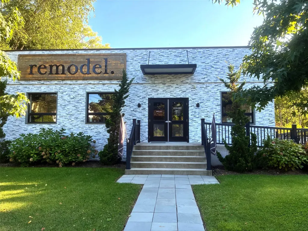 137 Montauk Highway Westhampton NY 11977