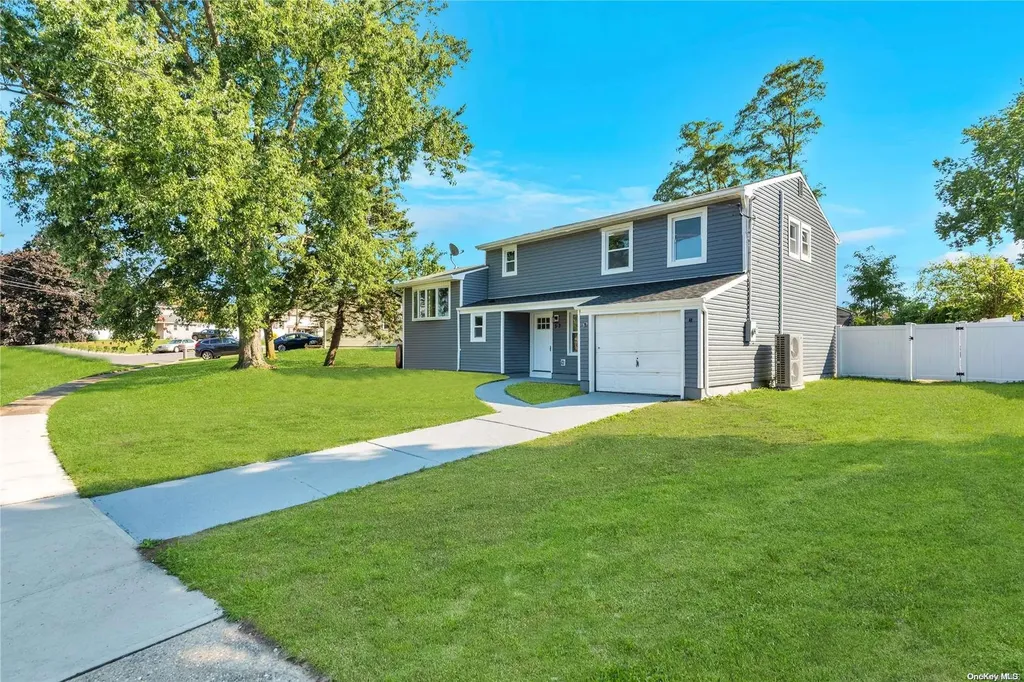 32 Corvette Road Selden NY 11784
