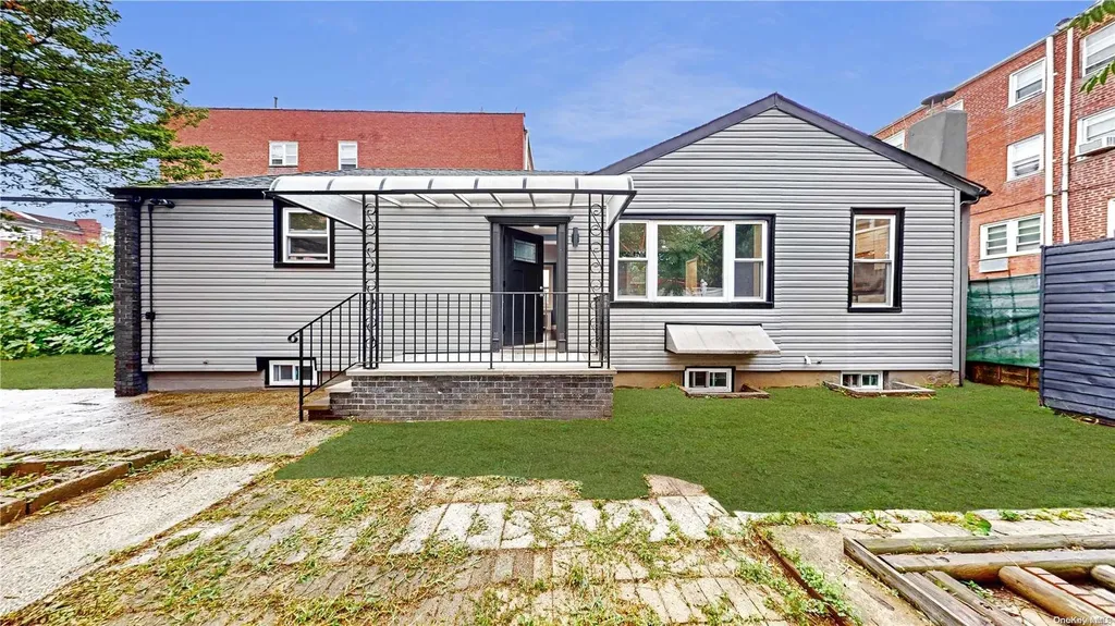 1025 E 84th Street Brooklyn NY 11236