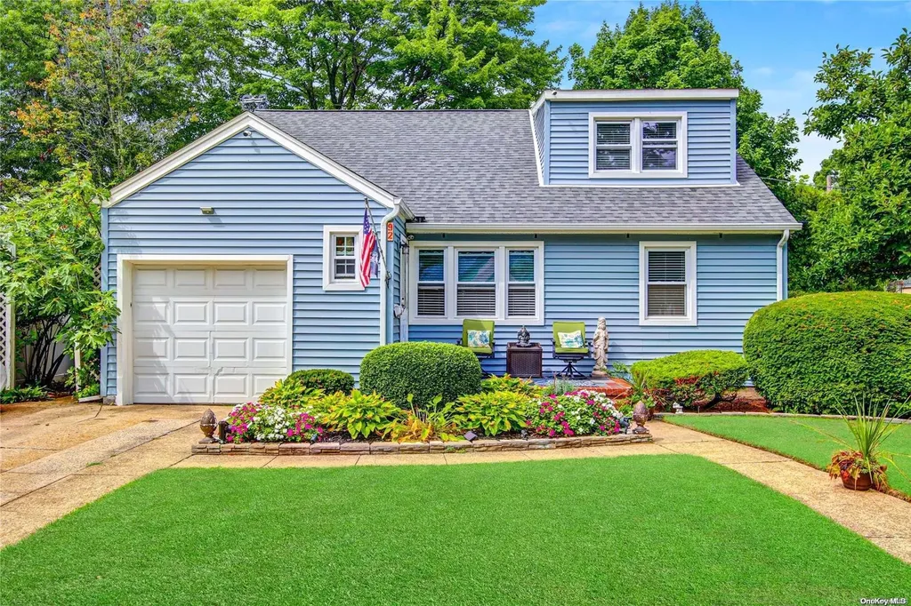 92 Gates Avenue Malverne NY 11565