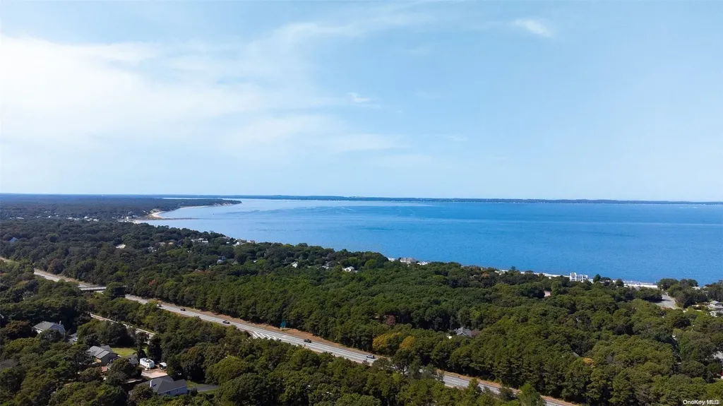 138 Longview Road Southampton NY 11968