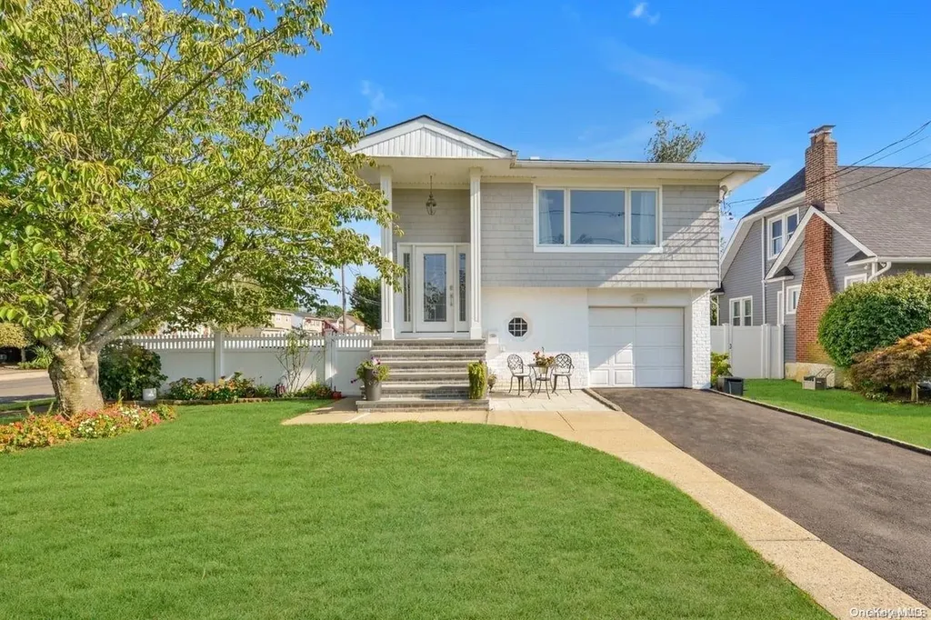 1818 Gregory Avenue Merrick NY 11566