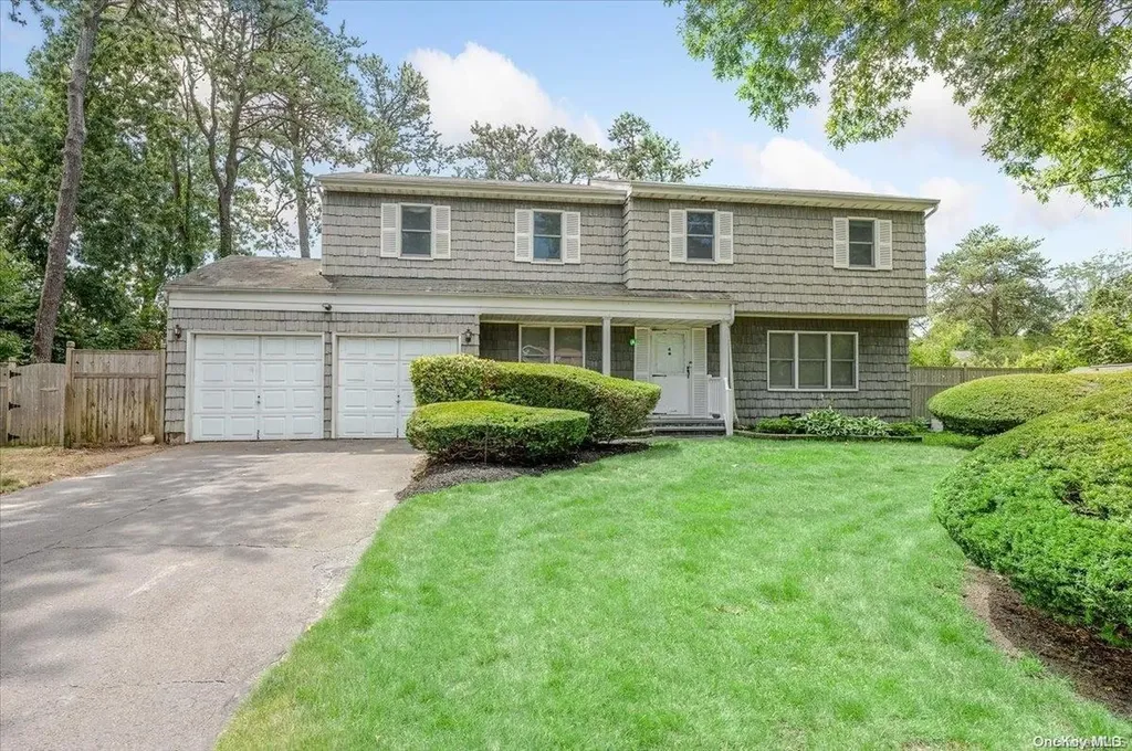 4 Scott Avenue Selden NY 11784