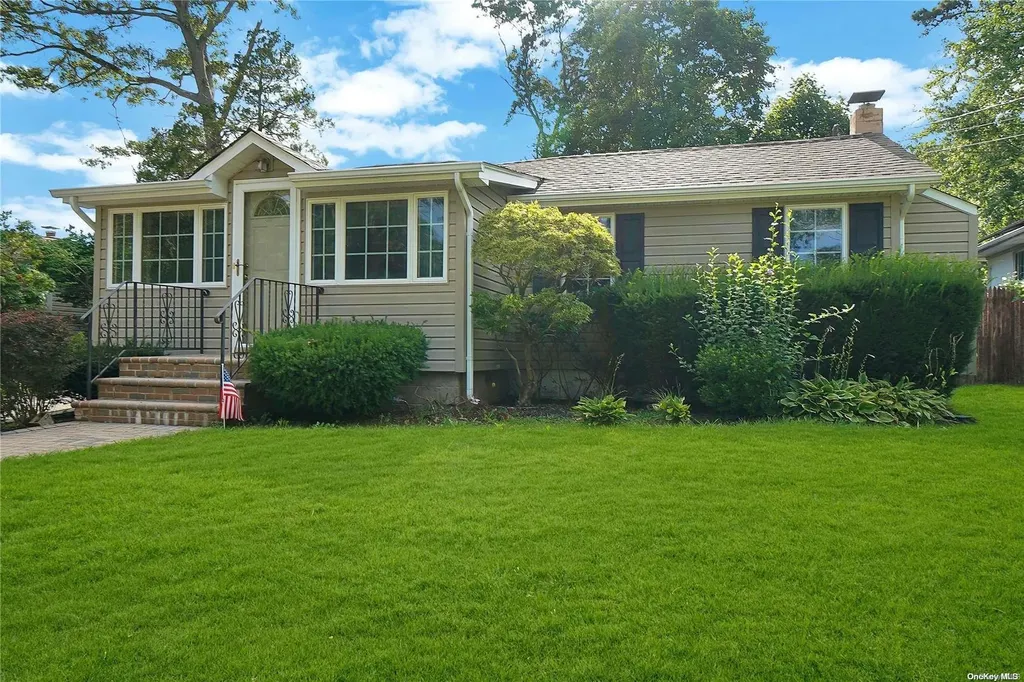 120 Denton Street Patchogue NY 11772