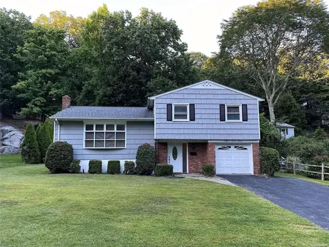 825 Fenimore Road Mamaroneck NY 10543