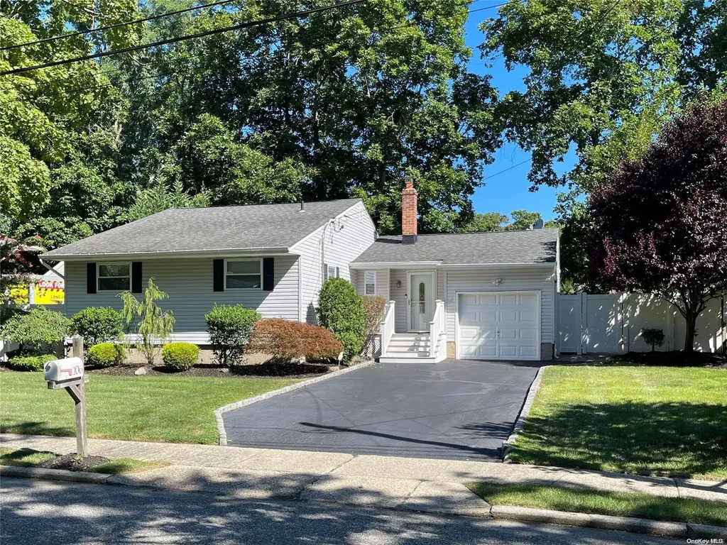 106 William Lane Centereach NY 11720