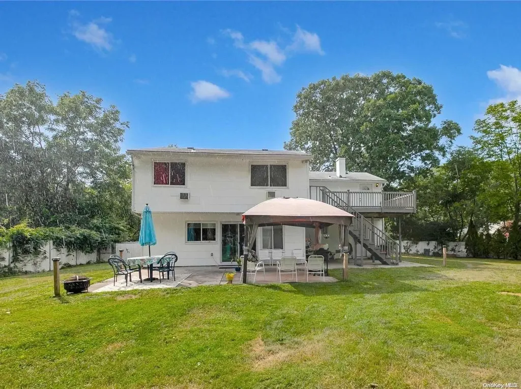 5 Harford Drive Coram NY 11727