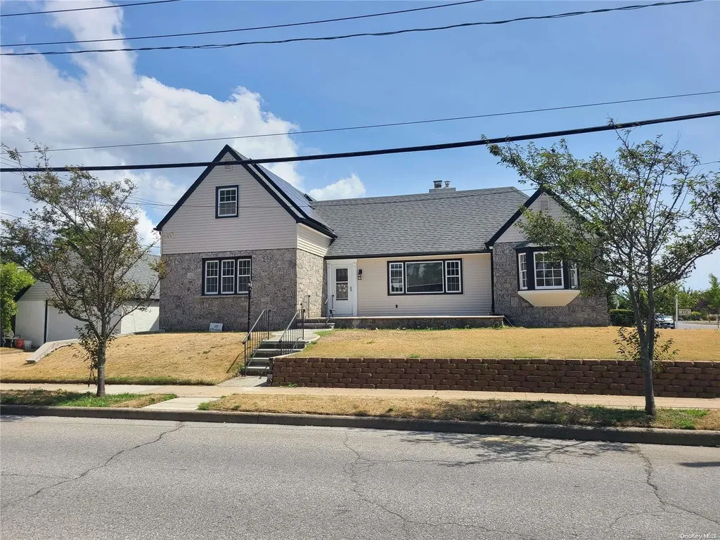 501 E Park Avenue Long Beach NY 11561