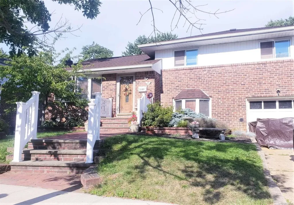 2103 Bit Path Seaford NY 11783
