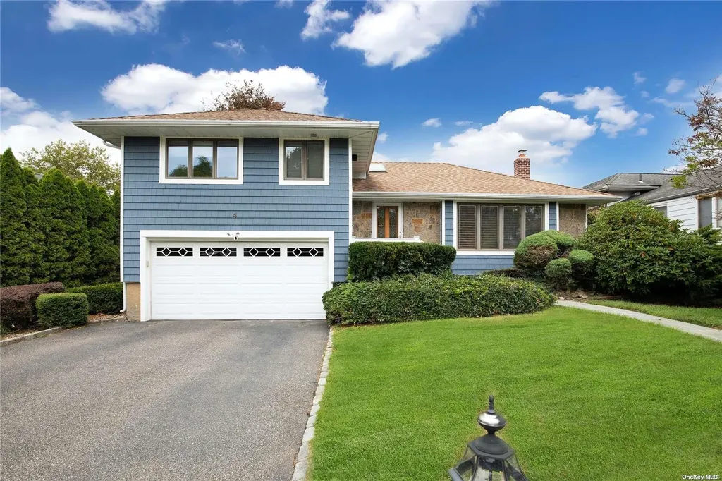 4 Eaton Road Syosset NY 11791