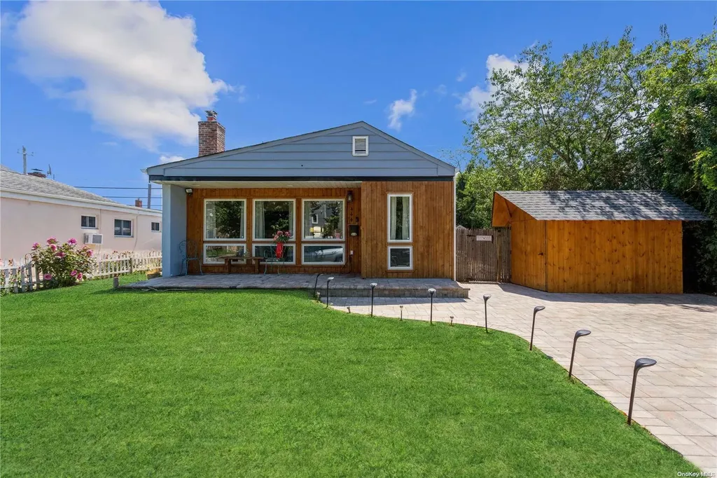 444 E Chester Street Long Beach NY 11561