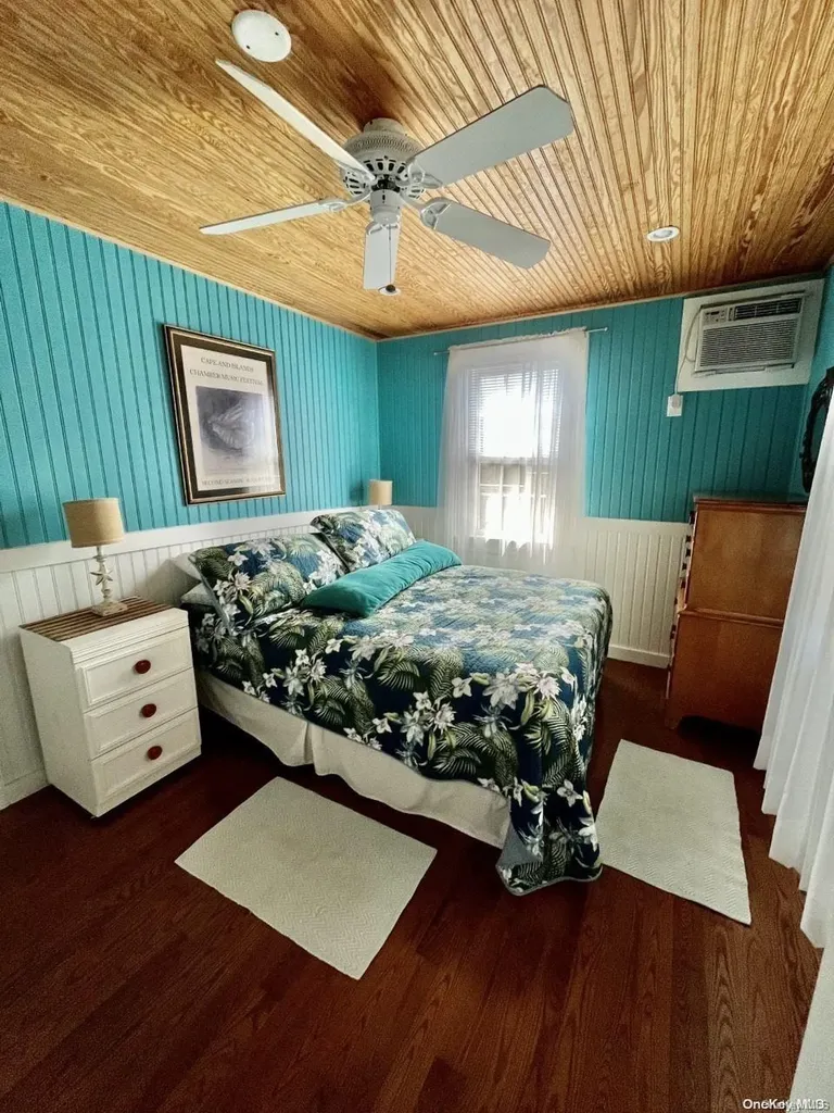 462 Dehnhoff Walk Ocean Beach NY 11770