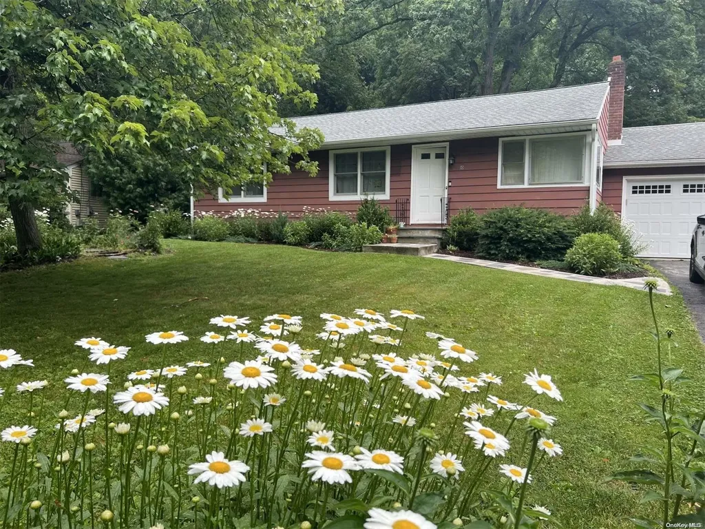 10 Stephanie Lane Poughkeepsie NY 12603