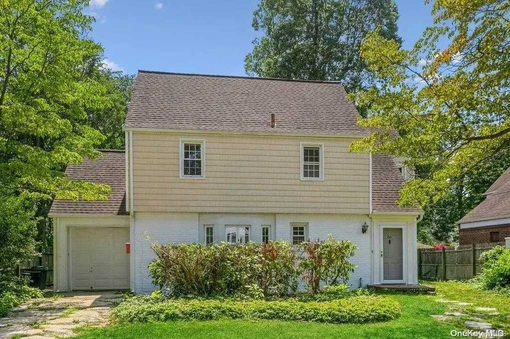 66 Maple Drive Roosevelt NY 11575