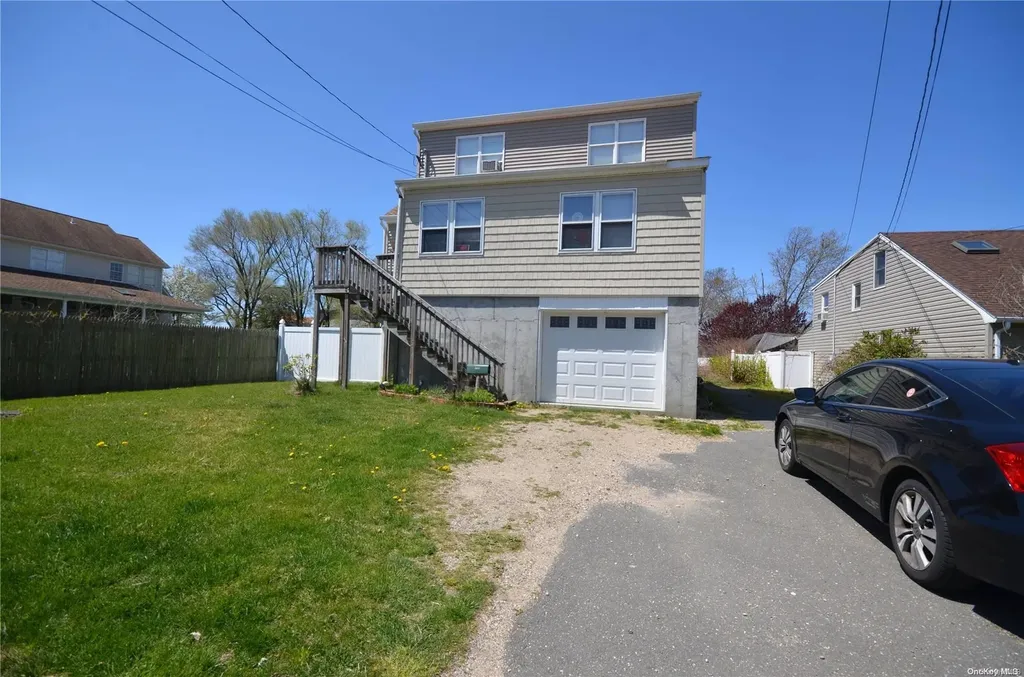 290 Cedar Avenue Patchogue NY 11772