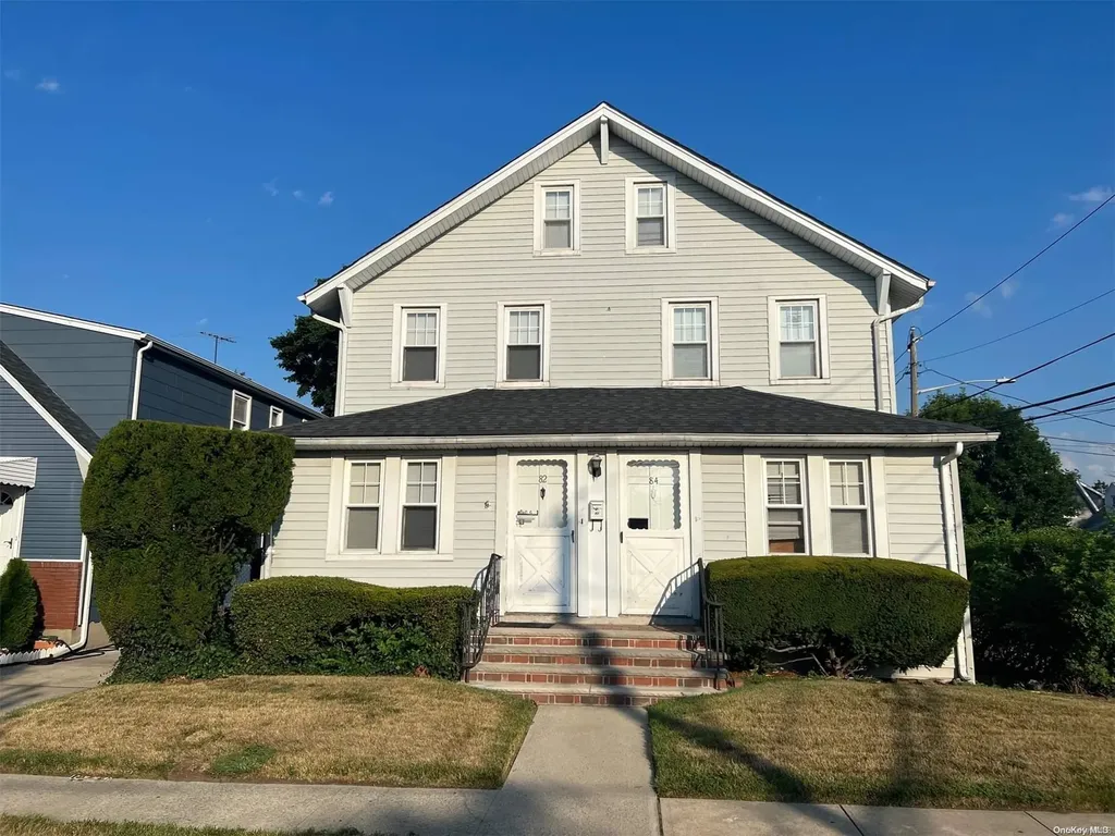 84 Rockaway Parkway Valley Stream NY 11580