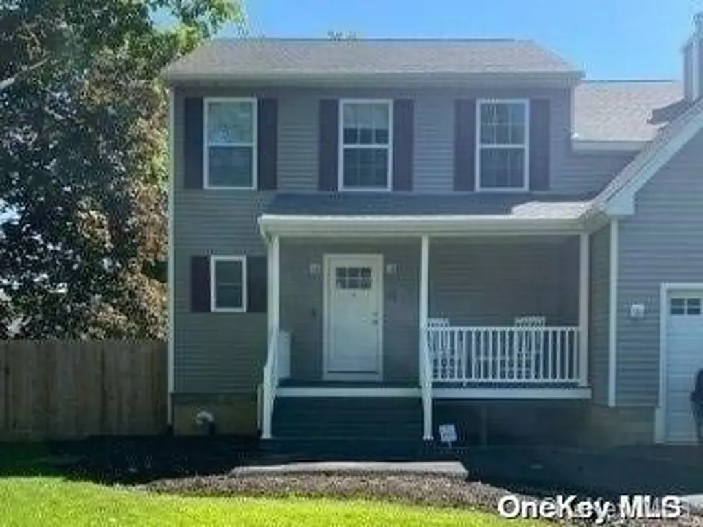 75 Washington Drive Mastic Beach NY 11951