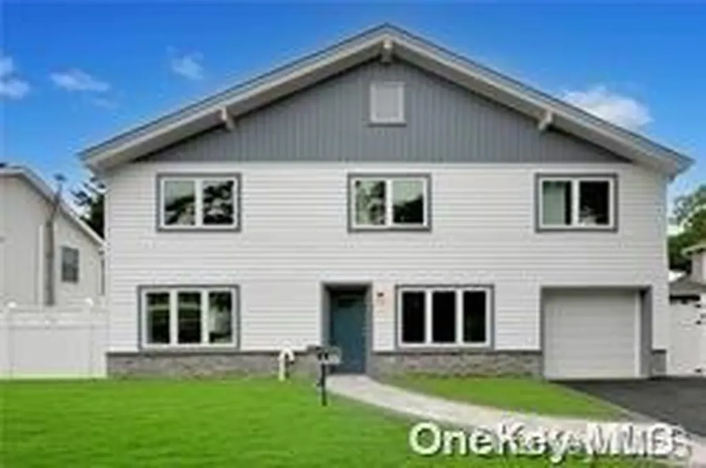 1726 Lehigh Road Wantagh NY 11793