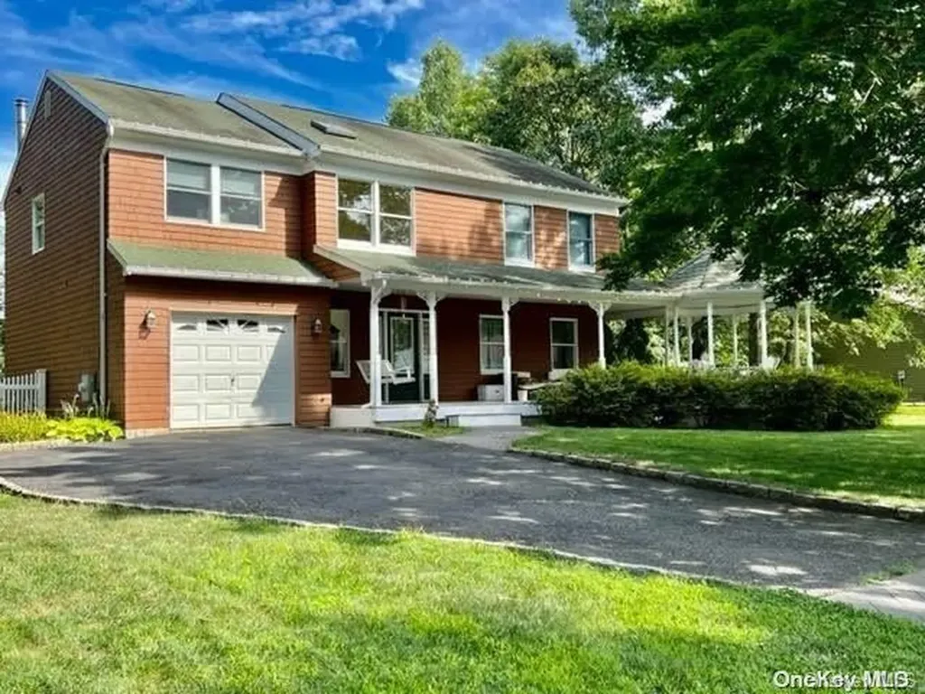70 Marc Drive Ridge NY 11961