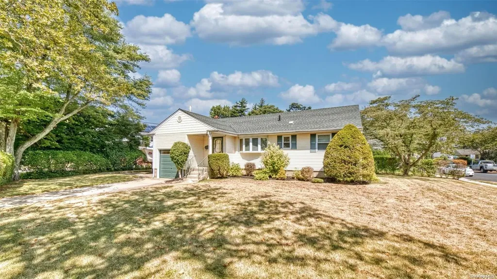 93 Rosedale Road Valley Stream NY 11581