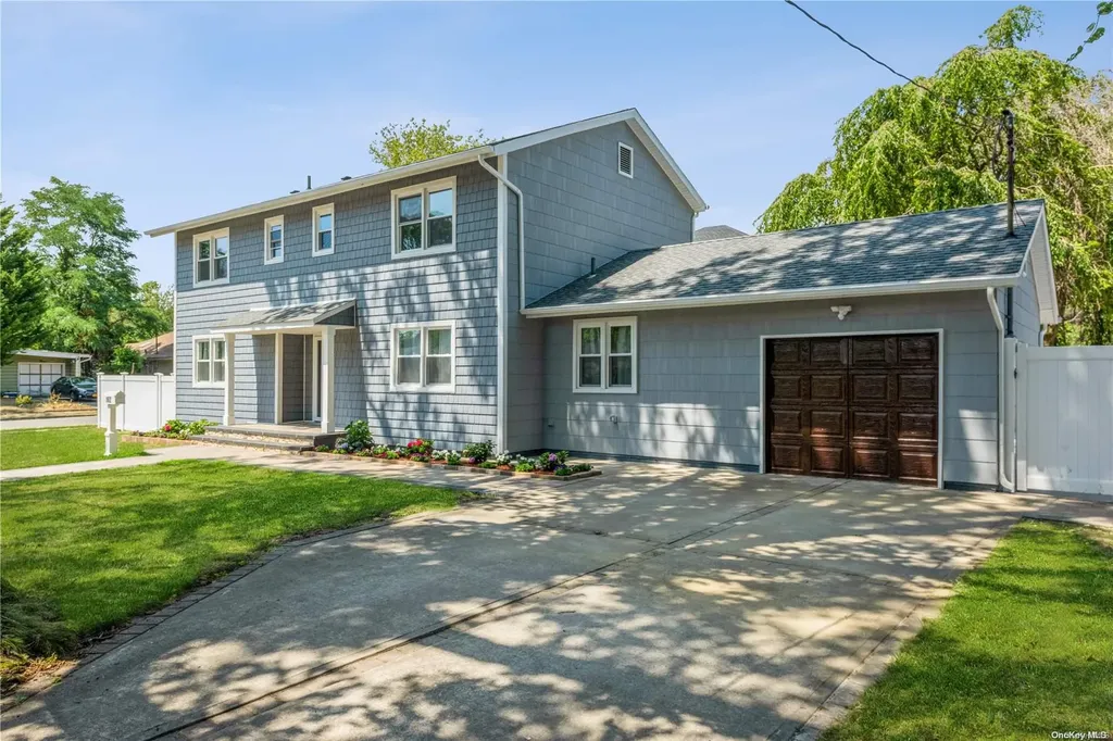 162 Wilson Place Freeport NY 11520