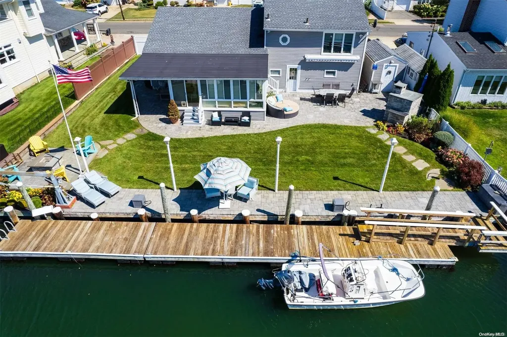 52 Division Avenue Massapequa NY 11758