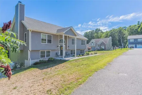 38 Waring Drive Carmel NY 10512