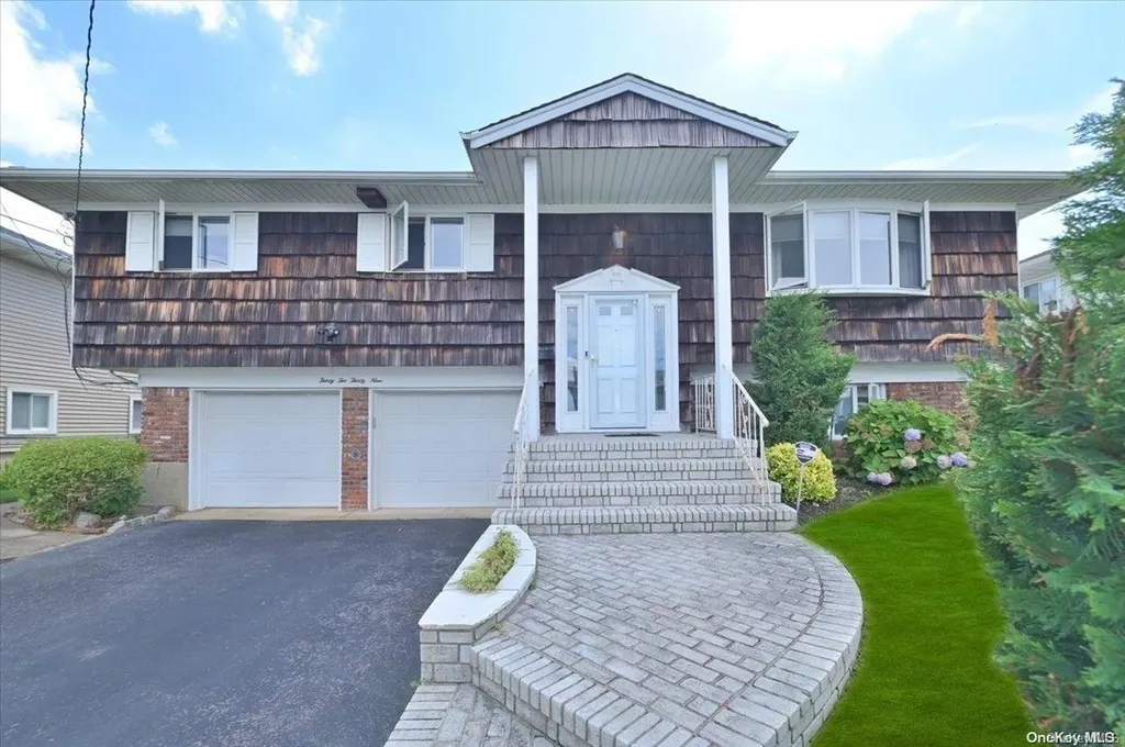 3239 Ocean Harbor Drive Oceanside NY 11572