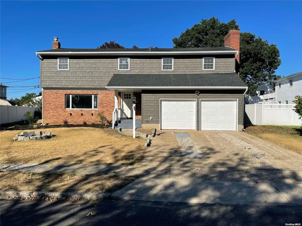 3 Leanore Drive Farmingdale NY 11735