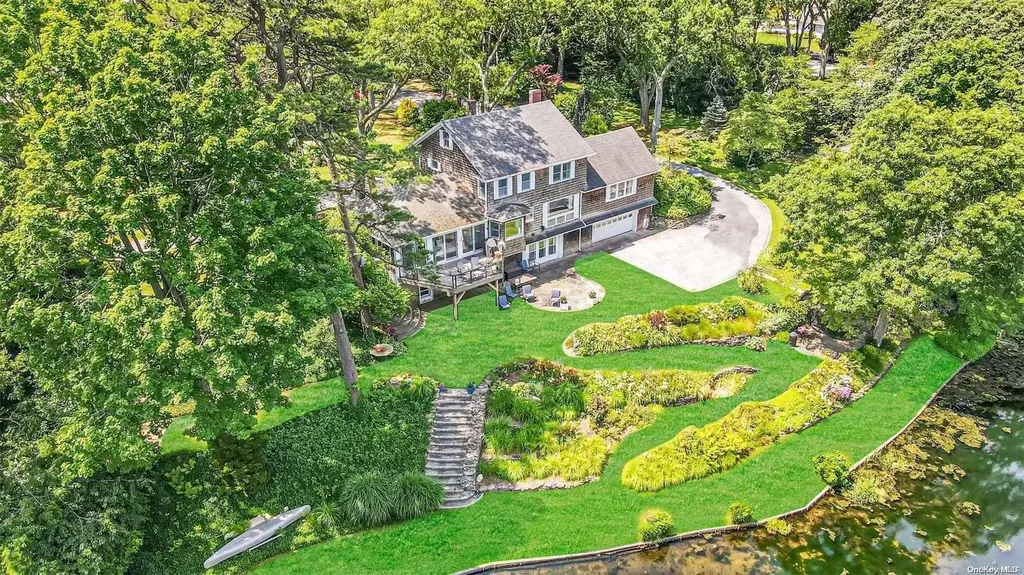 11 Clio Place Patchogue NY 11772