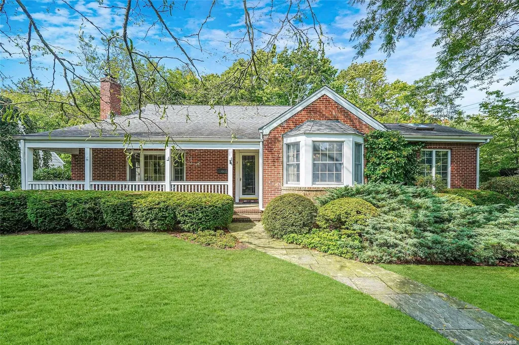 3 Harbor Avenue Islip NY 11751
