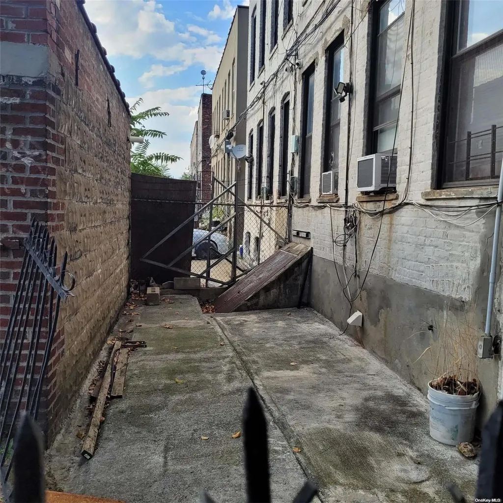 170 E 96th Street Brooklyn NY 11212