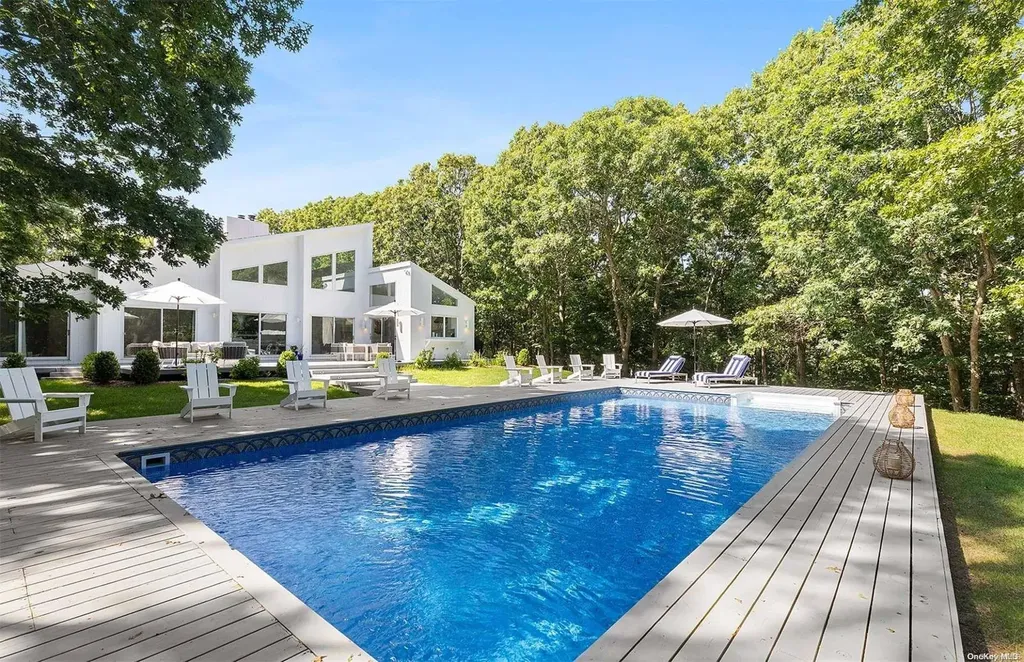 7 Kettle Court East Hampton NY 11937