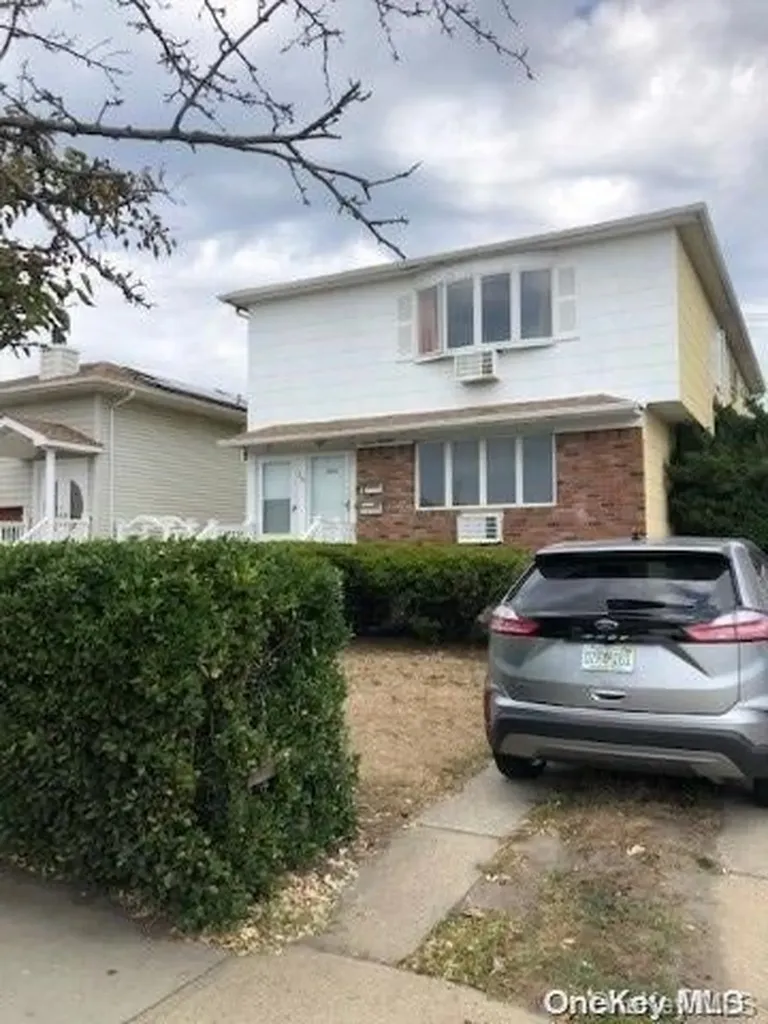 719 E Park Avenue Long Beach NY 11561