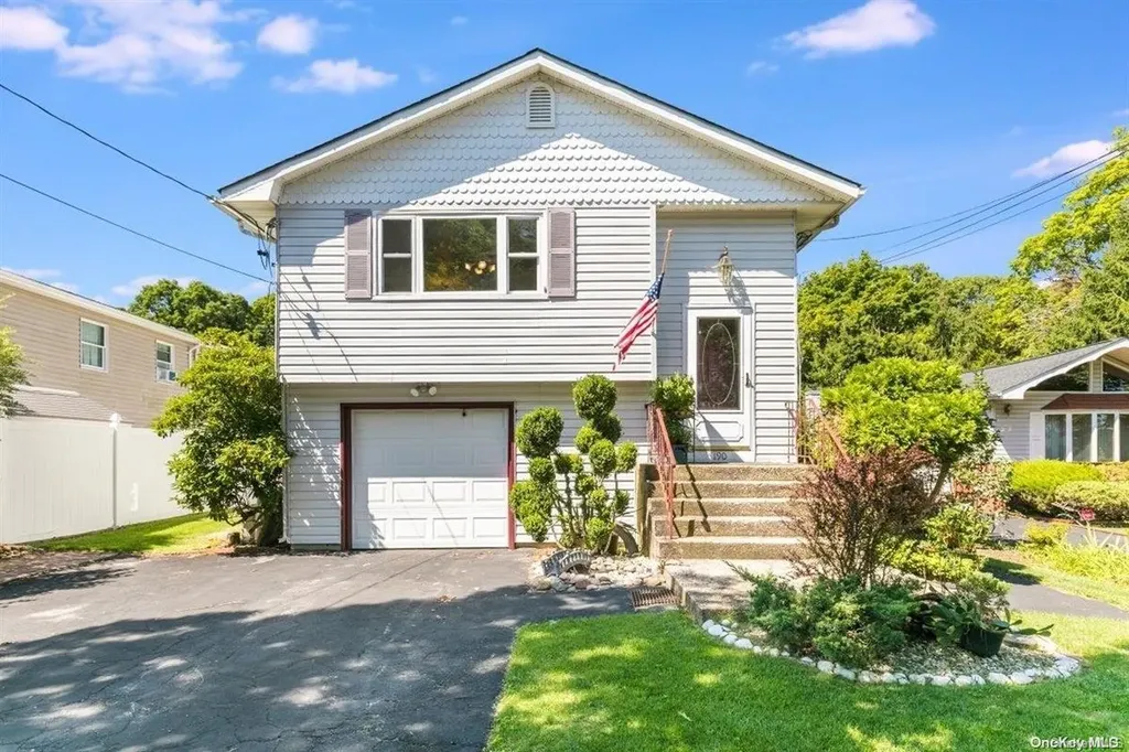 190 Dare Road Selden NY 11784