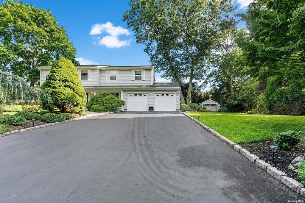 6 Regency Court Nesconset NY 11767