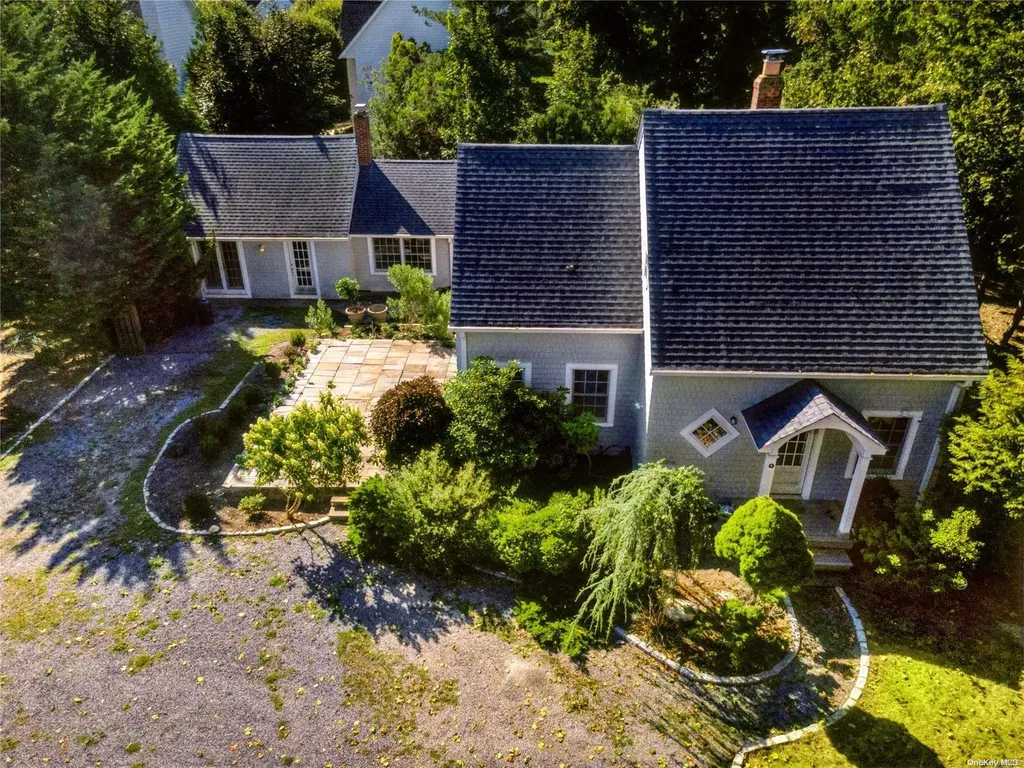 19 Mitchell Road Westhampton Beach NY 11978