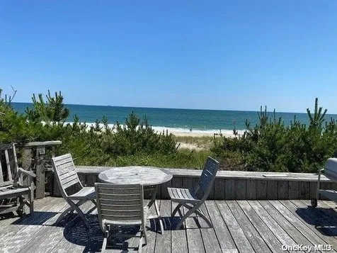 21 Lewis Walk Cherry Grove NY 11782