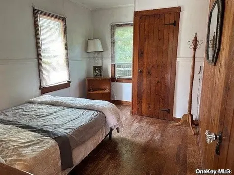 21 Lewis Walk Cherry Grove NY 11782