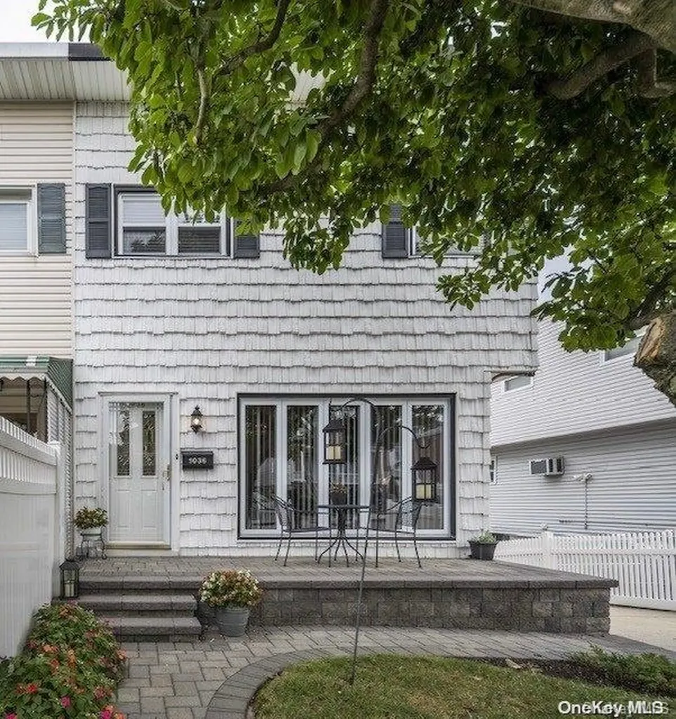 1036 Dean Avenue Bronx NY 10465