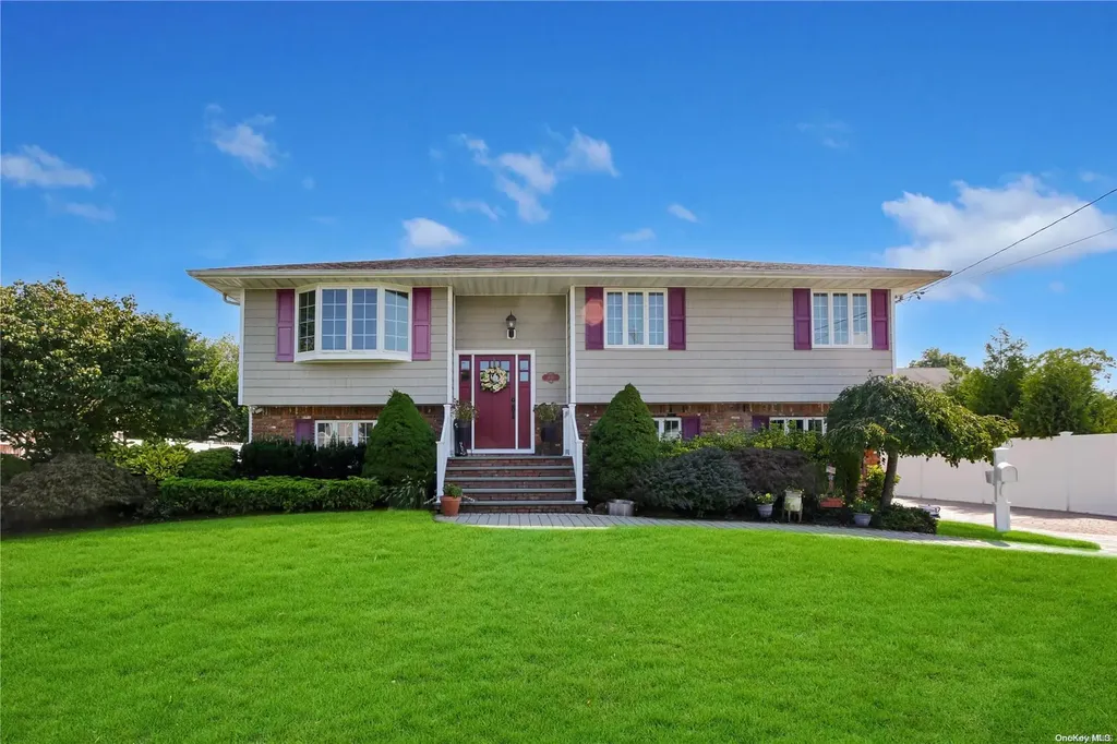 1630 Jefferson Avenue West Islip NY 11795