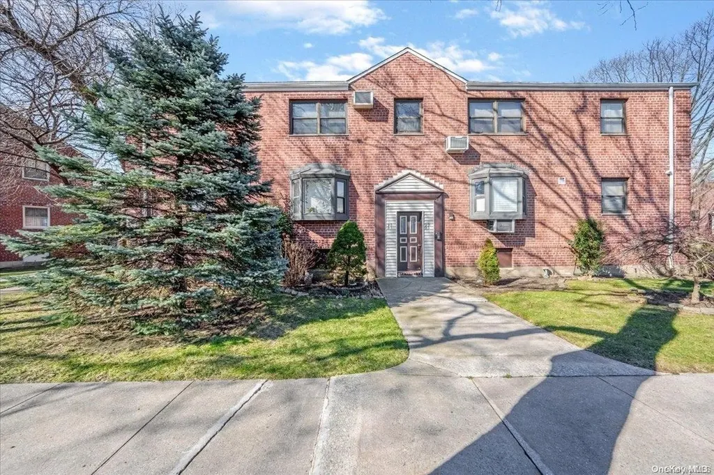 90-01 S Shore Parkway Howard Beach NY 11414