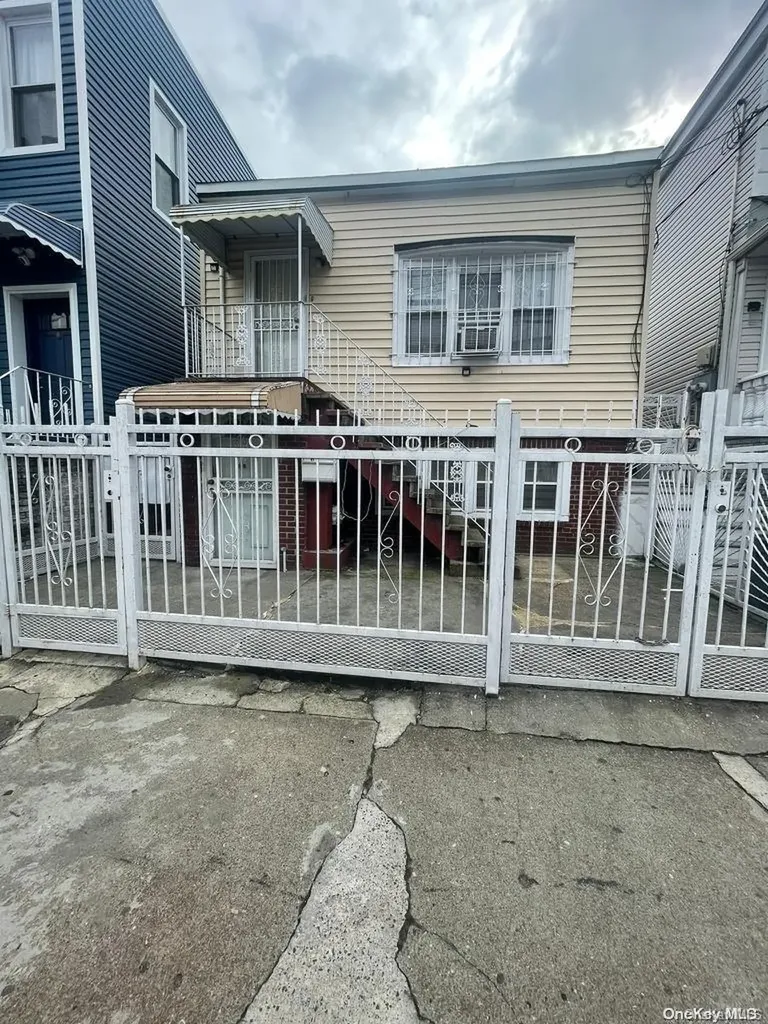 12 Folsom Place Brooklyn NY 11208