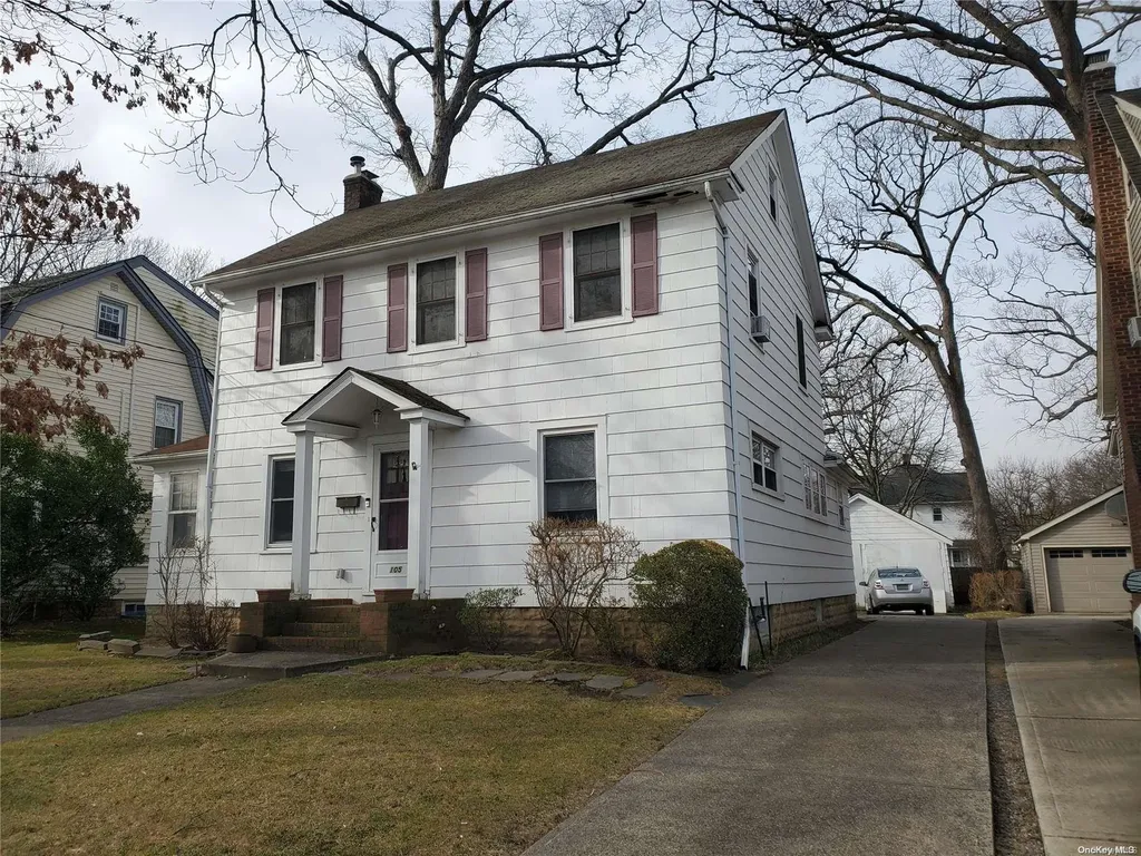 105 Vincent Avenue Lynbrook NY 11563