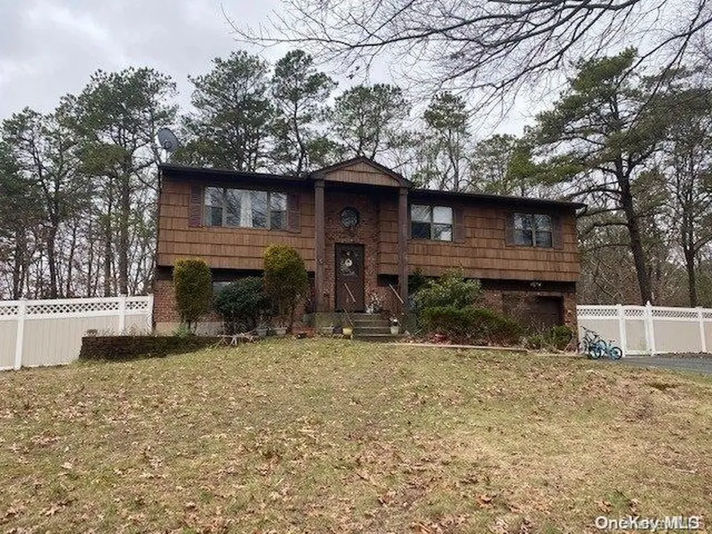 3 Mark Lane Nesconset NY 11767
