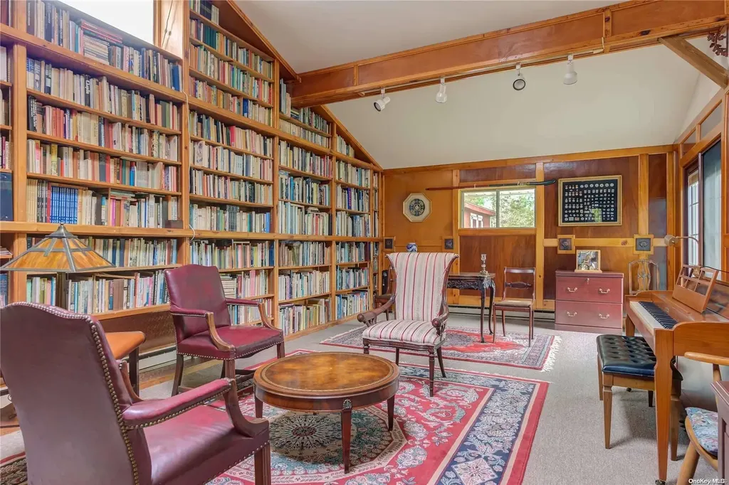 67 Lion Lane Westbury NY 11590