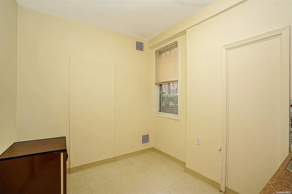 110-50 71st Road Forest Hills NY 11375